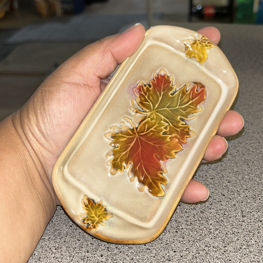 NWT Leaf Glazed Stoneware Trinket Tray by Willow Manor - Picture 11 of 11